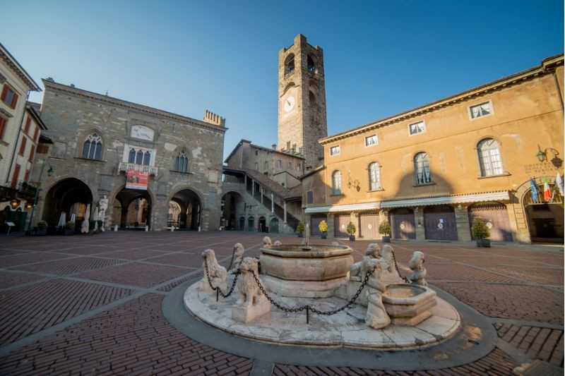 Torre Civica e Piazza Vecchia a Bergamo
