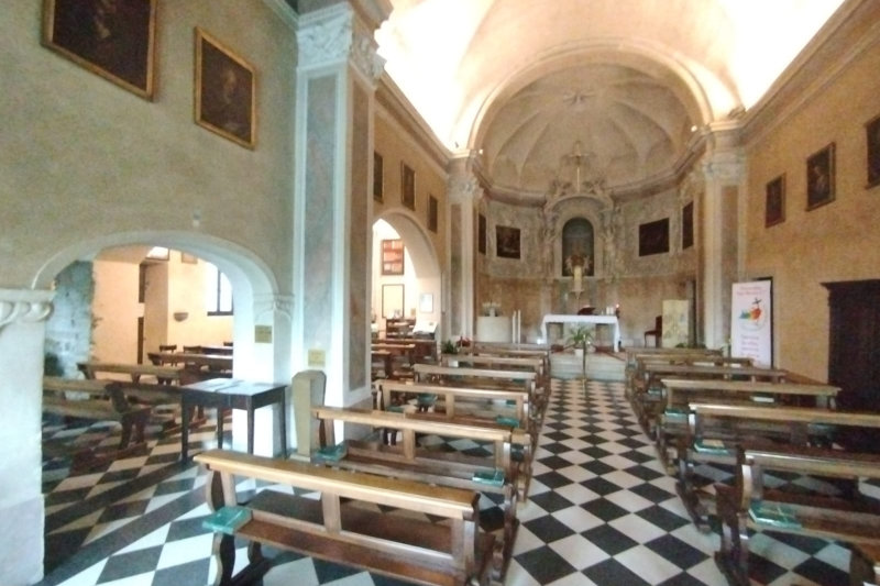 Interni Santuario Beata Vergine Della Castagna