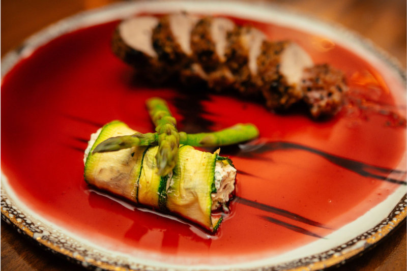 Piatto Ricercato Arrosto Con Fagottino Verdure