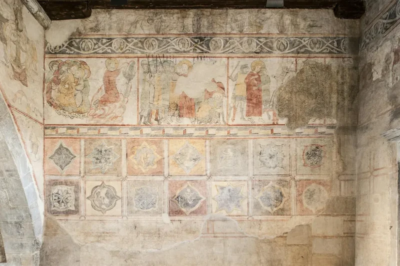 Affreschi medievali nell'Aula Picta del Museo Bernareggi di Bergamo Affreschi medievali nell'Aula Picta del Museo Bernareggi di Bergamo